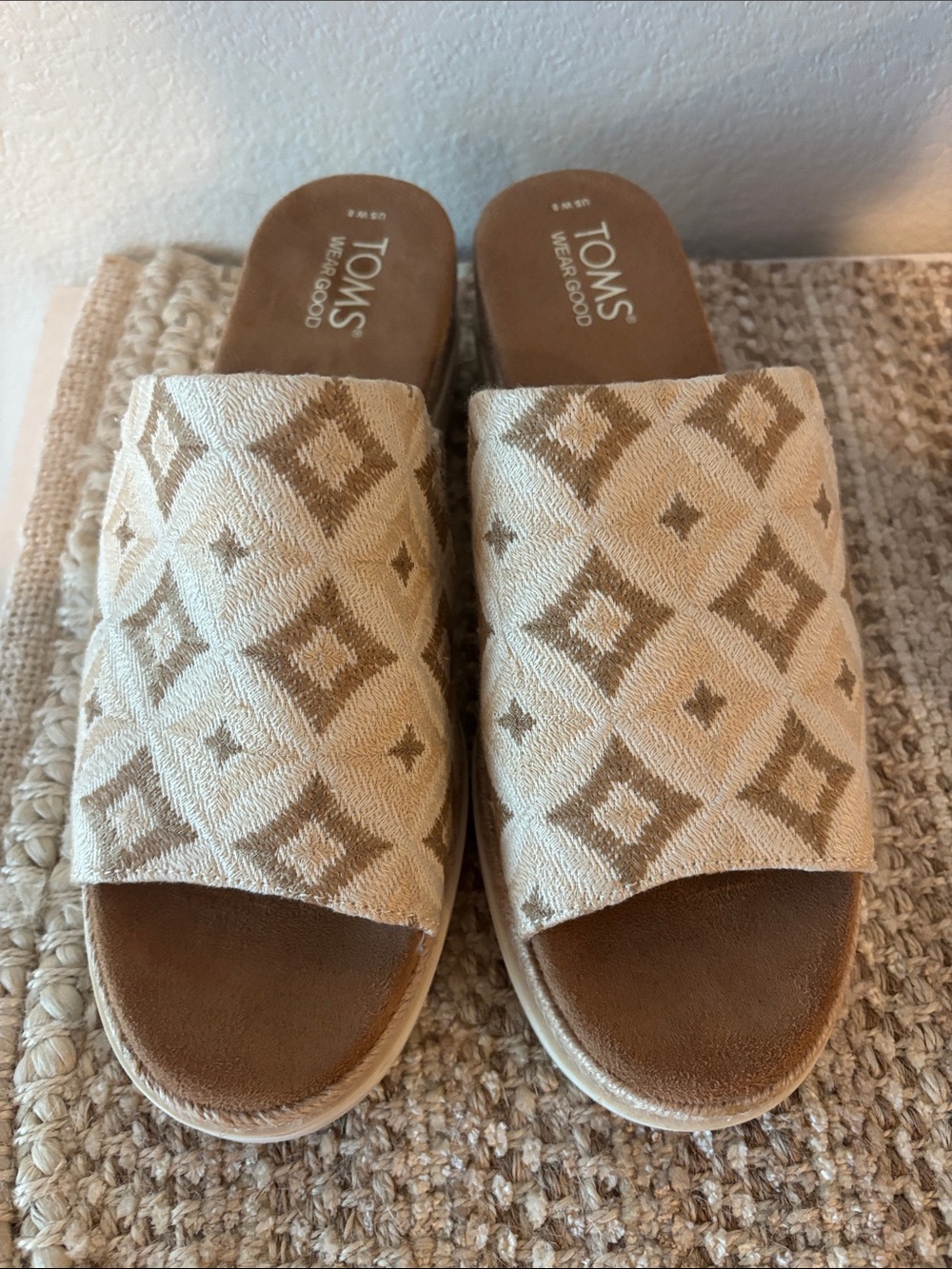 Toms Beige and Tan Geometric Slide Mules